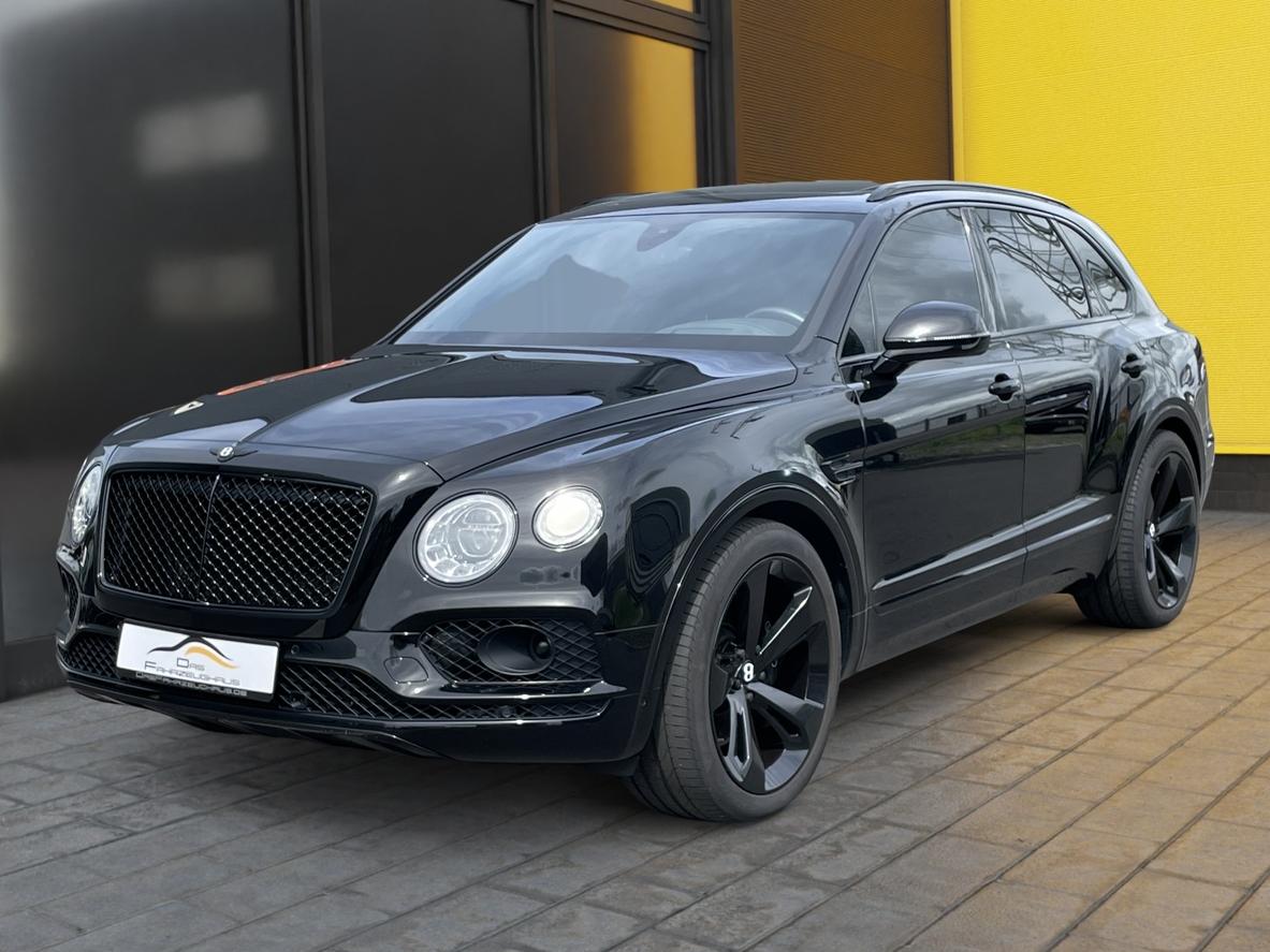 Bentley Bentayga Diesel, full black designed, warranty till 2023