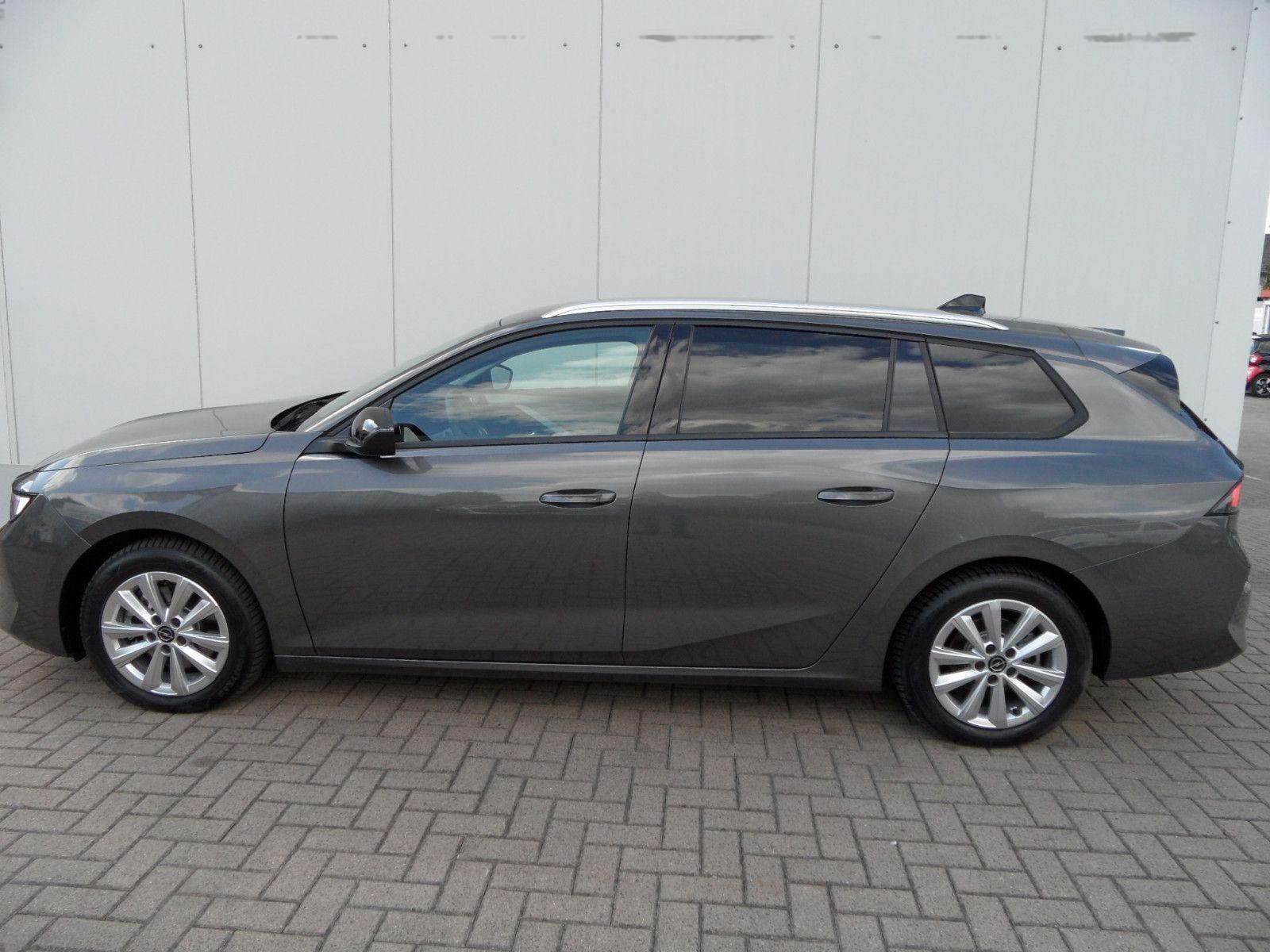 Opel Astra L ST 1,5 Elegance+Kamera+Sitzhzg+AHK+AT